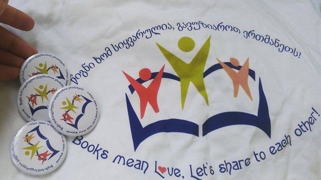 With partnering NGO Step Toward success we have printed badges and T-shirts to later promote the project and collect more books. We are still waiting for the Municipality reply where to put Book houses.
