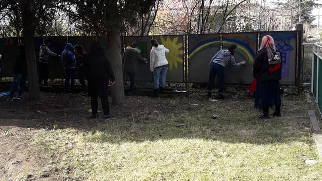 დღეს მოვხატეთ სოფელ თამარისის პარკში არსებული კედელი. მადლობა მარნეულის კულტურის ცენტრს და თამარისის საჯარო სკოლის მოსწავლეებს ჩართულობისთვის!